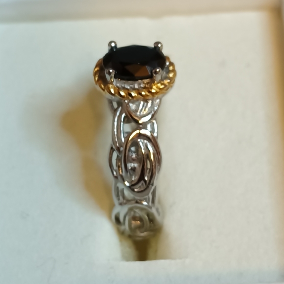 NATURAL THAI SPINEL RING - Picture 2 of 3